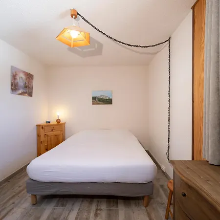 Lägenhet Echo Des Marmottes - Au Pied Des Pistes - Parking Enchastrayes