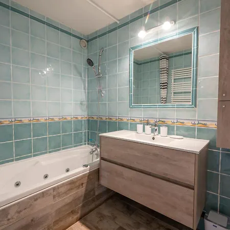 Echo Des Marmottes - Au Pied Des Pistes - Parking