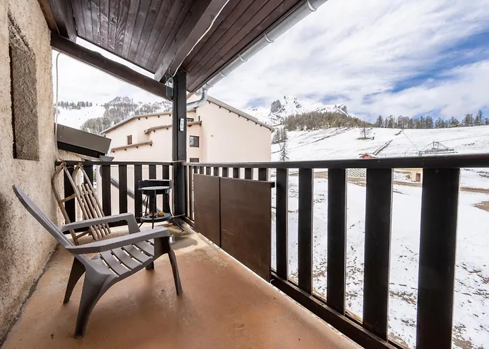 Echo Des Marmottes - Au Pied Des Pistes - Parking * Enchastrayes