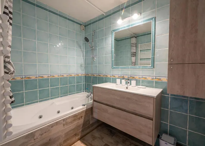 Echo Des Marmottes - Au Pied Des Pistes - Parking